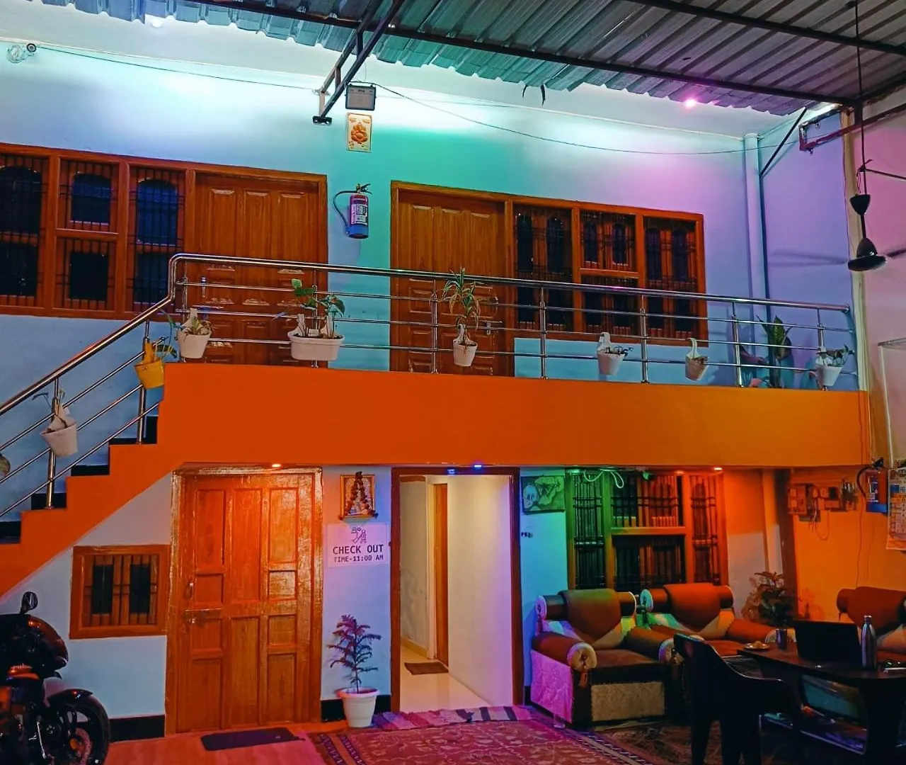 Subah E Banaras Guest House - Best Guest House In Banaras For Comfort Varanasi